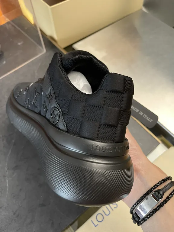 Louis Vuitton Shoe 